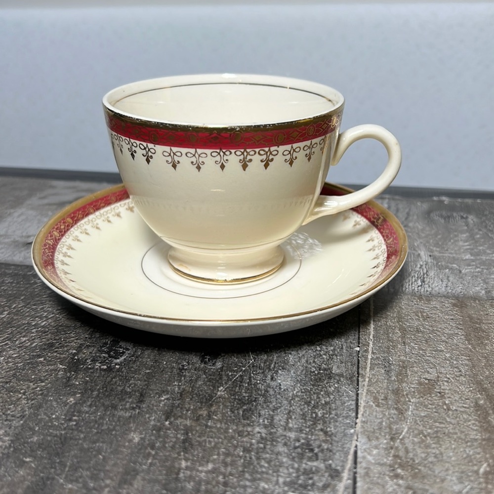 Homer Laughlin Fine China Vintage 1946 Eggshell Cup and Saucer by Nautilus